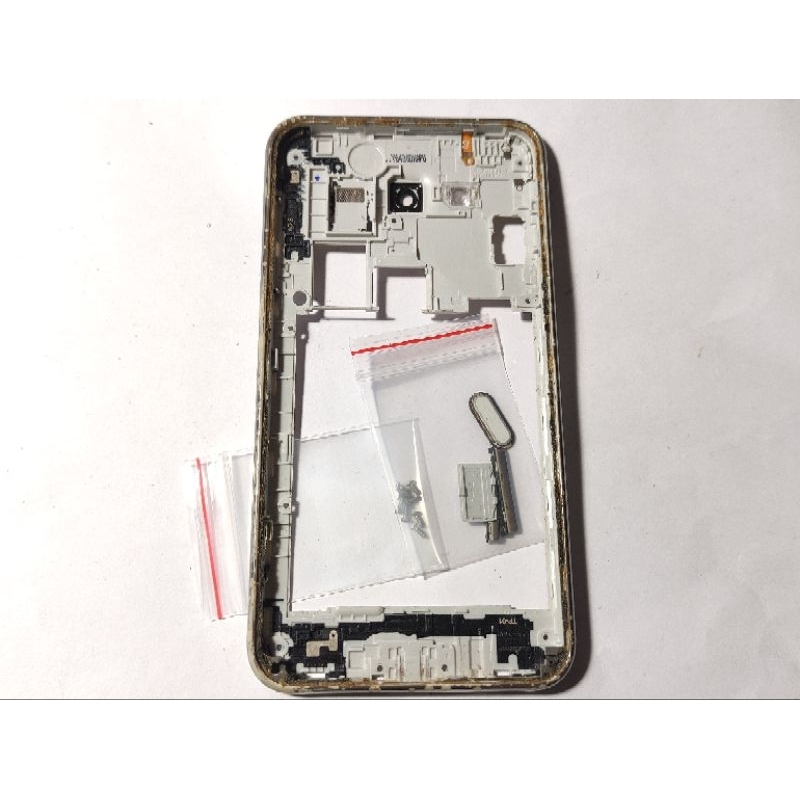 Khung Sườn Samsung J700 Tháo Máy Đã Qua Sử Dụng