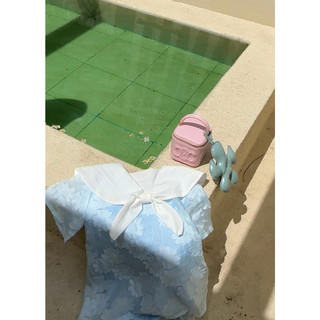 Nancy Set áo+quần form cổ thuỷ thủ hoạ tiết hoa dập nổi