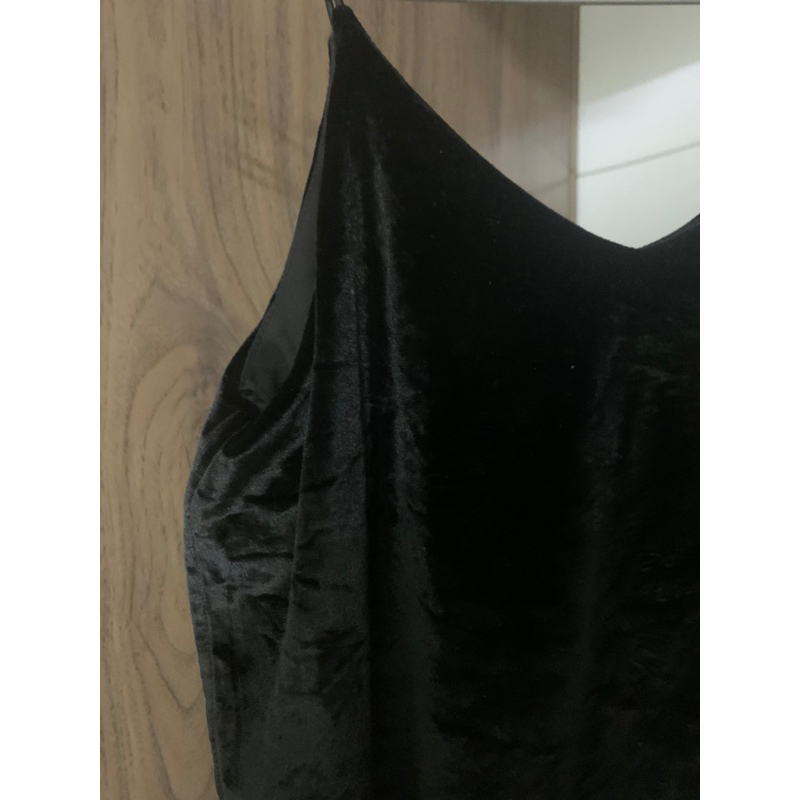 Pass áo hai dây nhung trơn