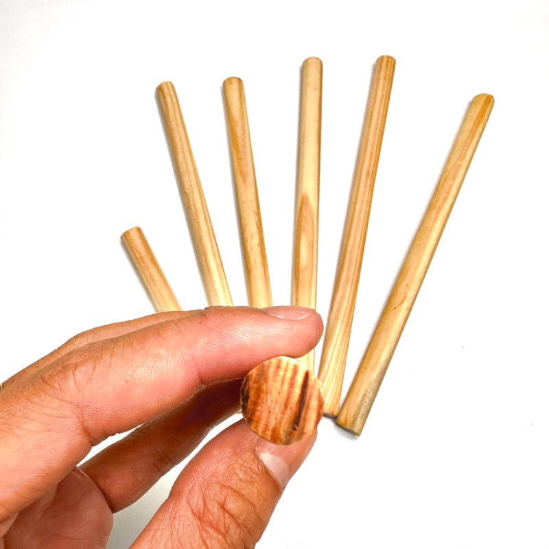 Thanh gỗ thông tròn trang trí nhà cửa, gắn lồng chim đủ size