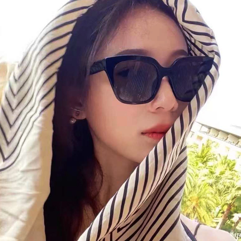 Roselife Kính Mát Thời Trang Khung Oval Màu Đen Chống Nắng Cho Nữ