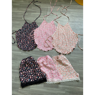 Set bộ hoa nhí áo yếm cột dây hở lưng quần short phối ren