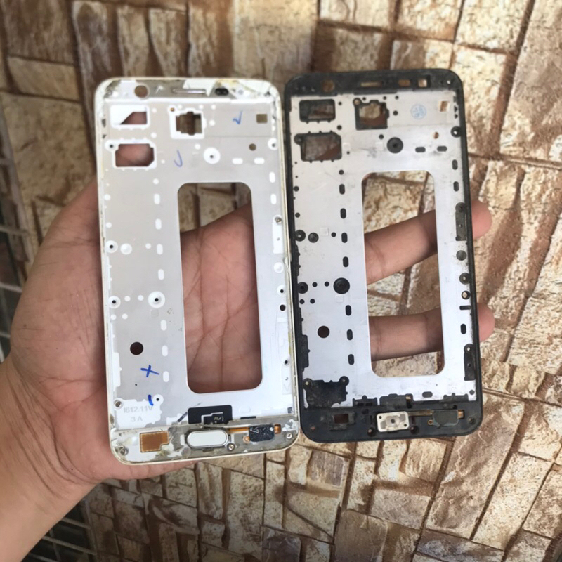Khung xương Samsung J7 Prime. Benzen Samsung J7 Prime hàng Zin bóc máy. BH 36 tháng