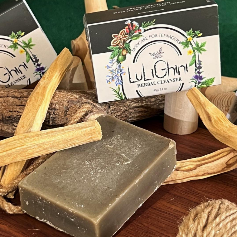 Xà bông thảo dược chăm sóc mụn Lulighini