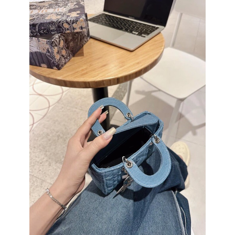 Túi Xách Nữ Màu Bò Diiooo Đeo Chéo , Cầm Tay Có Hình Ngôi Sao