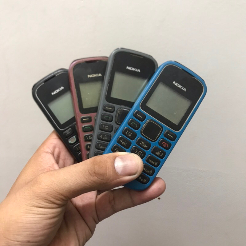 Điện thoại Nokia 1280 vỏ cũ đã qua sử dụng vỏ hơi trầy. Nokia 1280 nguyên Zin Full chức năng. BH 36 