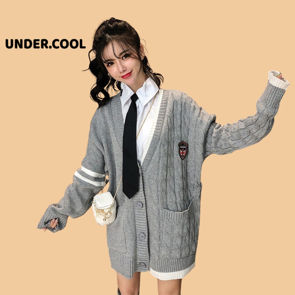 Áo Cardigan Len Thừng UNDERCOOL dáng dài kèm khuy Dệt Kim Dáng dài From Rộng,Họa Tiết Logo Nữ Sinh Kèm Viền ống tay