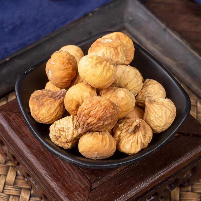 Sung nguyên quả, sung ngọt ăn trực tiếp hoặc pha trà