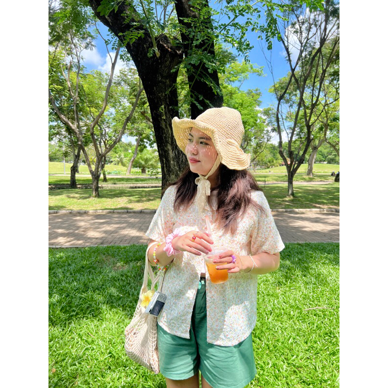 Áo sơ mi form boxy thêu hoa Sunshine