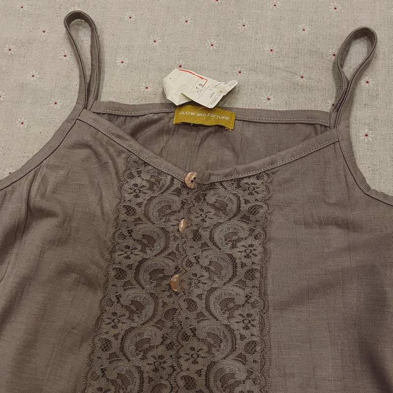 Áo dây cami xám hở chính giữa mới tính