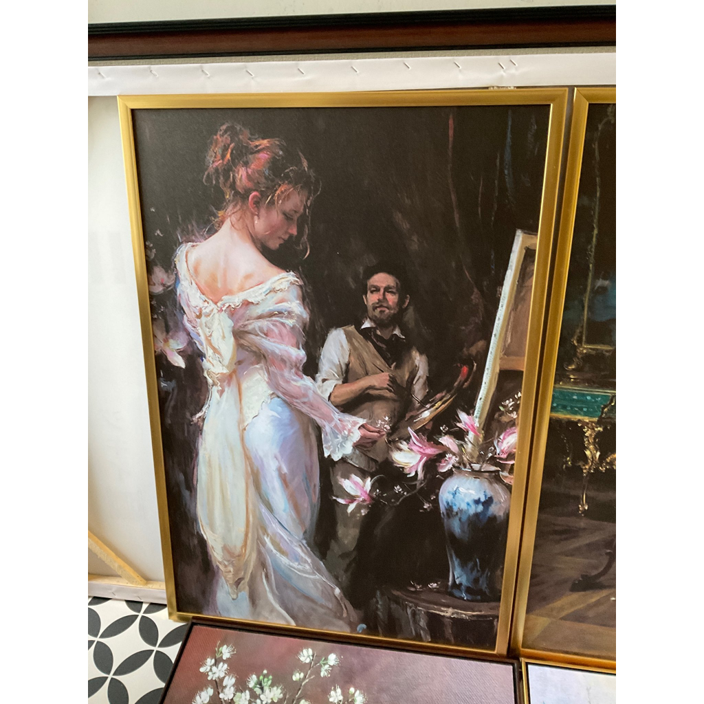 In mẫu Cổ Điển 60x90cm - tranh in vải canvas, đã bao gồm khung và đinh treo