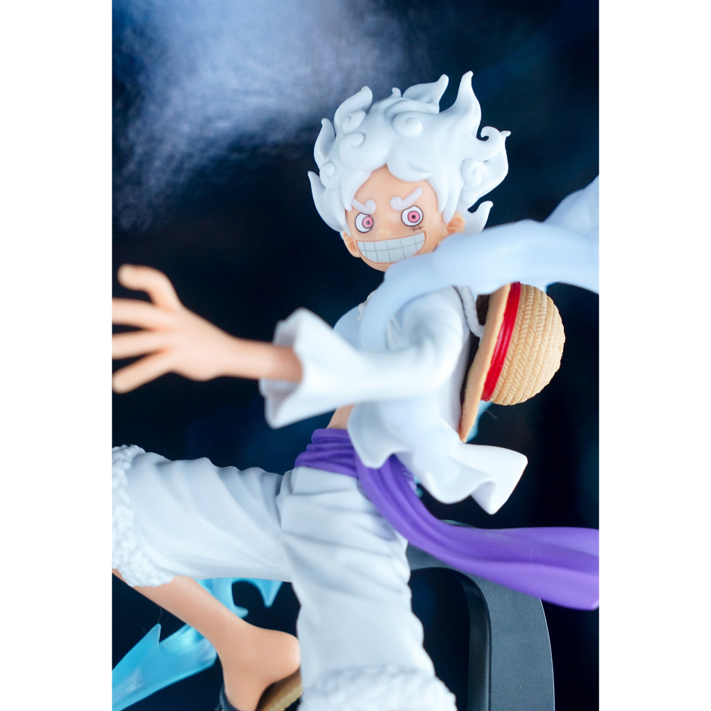 Mô hình Luffy Gear 5 - One Piece - Dòng DXF Figure của hãng Banpresto Bandai