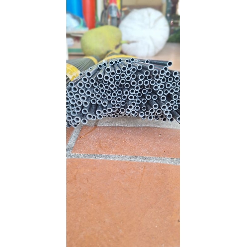 4 nan cacbon đen xoắn 85cm