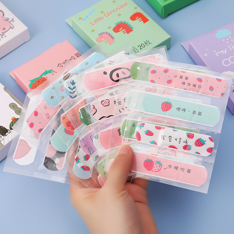 Hộp 20 miếng băng cá nhân trẻ em họa tiết cute, set 20 băng keo cá nhân sơ cứu vết thương chống thấm nước cho bé