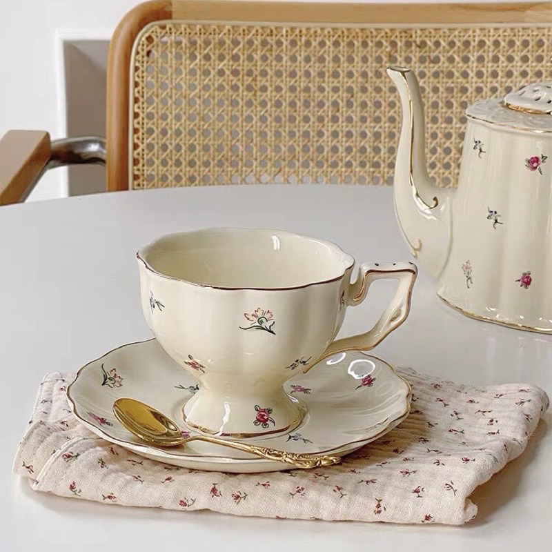 Set tách ấm trà gốm hoa nhí lãng mạn đài các