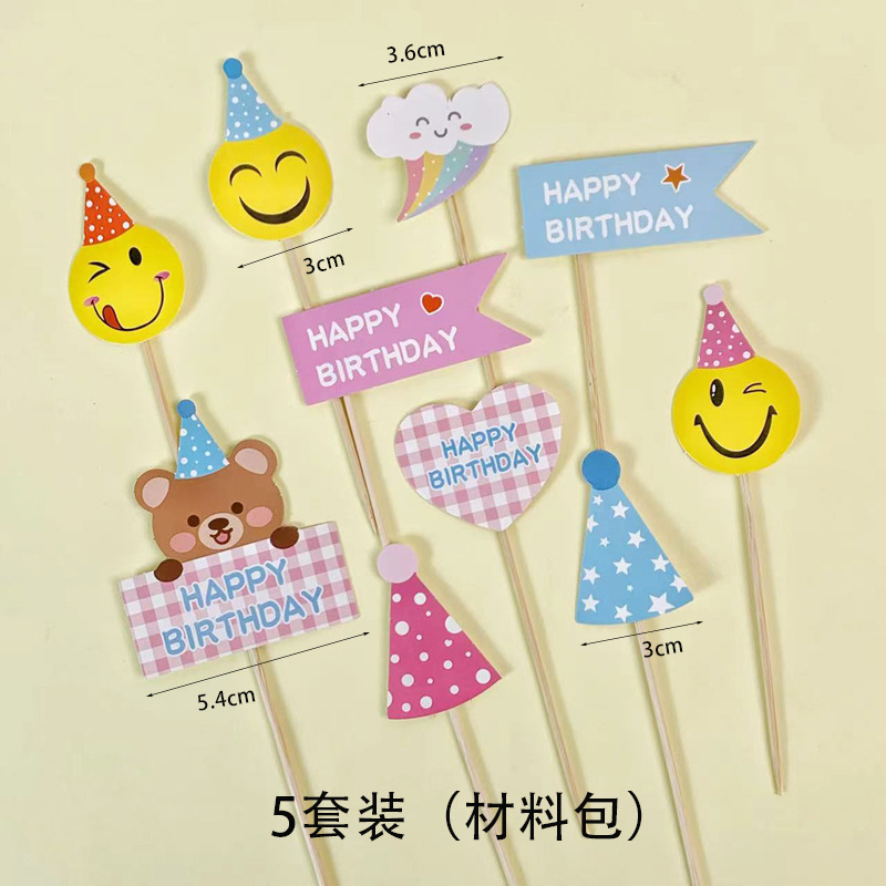 - Set 10 mặt cười và mũ bông Happy birthday -Trang trí bánh sinh nhật bánh kem