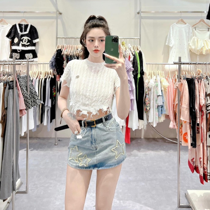 Áo Len Cộc Tay Rách Tua Tay Và Gấu Dáng Croptop Chữ Thập Sau Siêu Cá Tính Tổng Kho Quần Áo VP88508