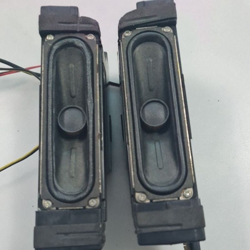 Cặp loa toàn dãi 6 ohm / 10 w, tháo từ tivi SÁMUNG 32EH4000, có sẵn hộp cộng hưởng