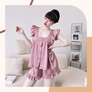 Bộ ngủ lụa cổ vuông siêu xinh mùa hè