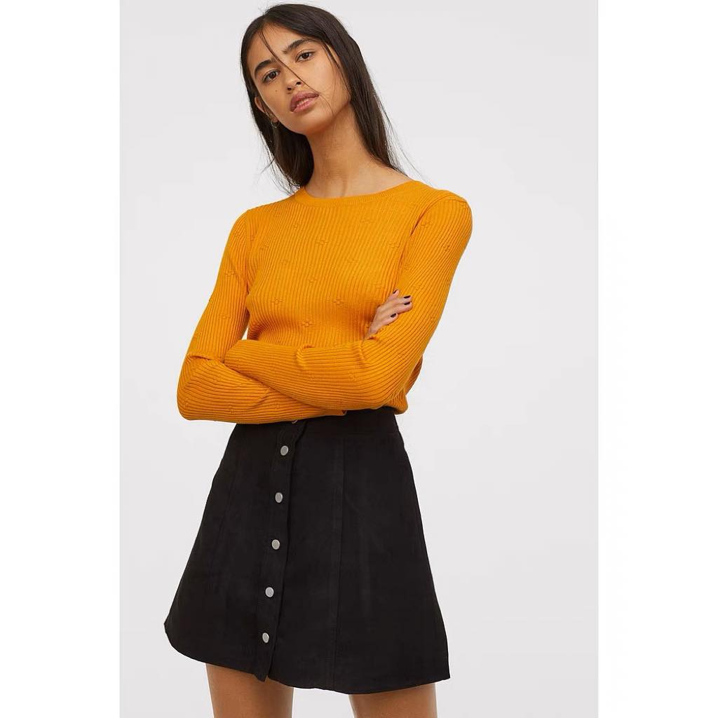 Chân váy g.ỉa da cúc trước Gzj nữ