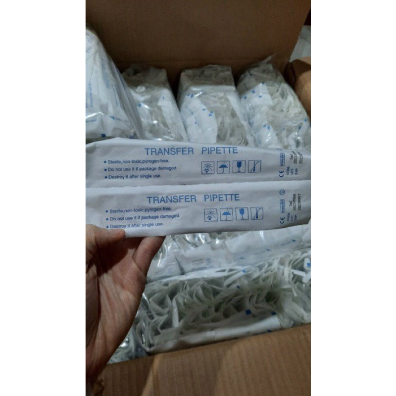 Ống bơm sữa  cho bé