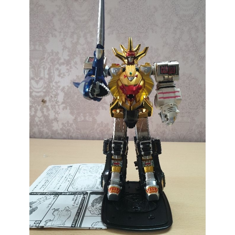 Mô hình Super Sentai- Dx Gao King ( Wild Force Megazord ) ( Like new, Nobox )