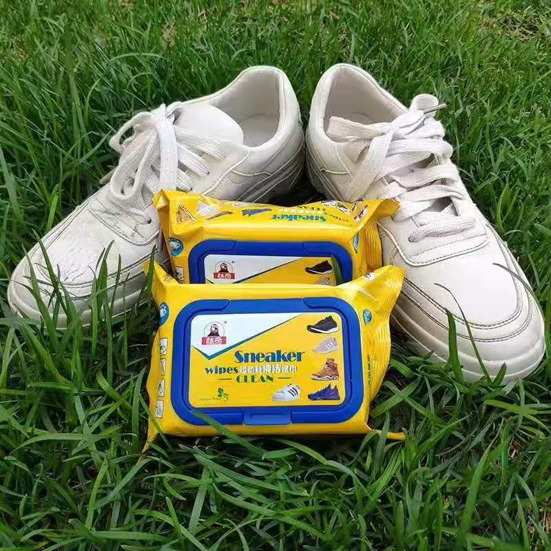 Khăn Lau Giày Sneaker Hộp 30 Tờ Siêu Sạch Siêu Hot Không Hoá Chất Làm Hại Da Tay Vải Giày - Khăn Giấy Ướt