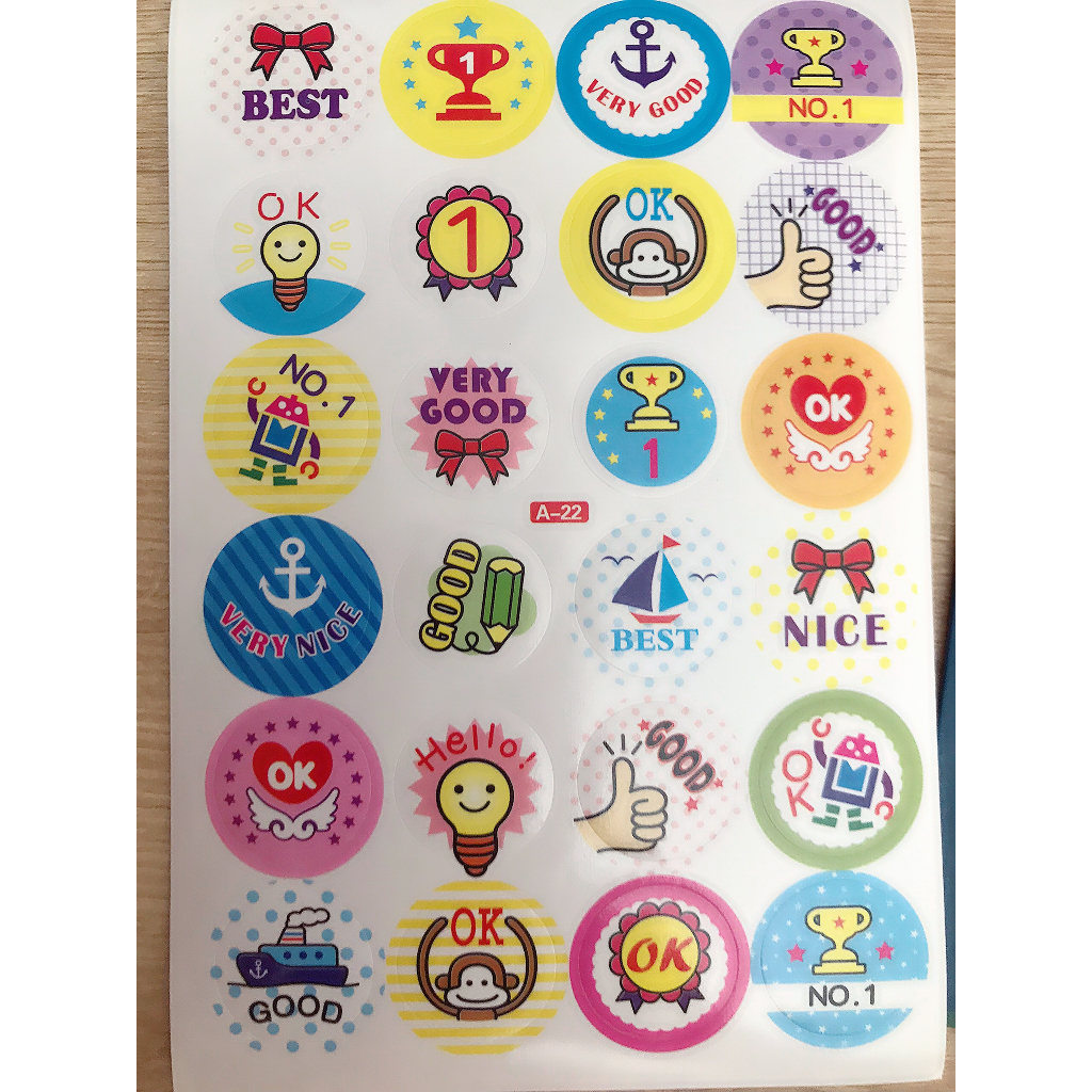 Sticker bé chăm ngoan