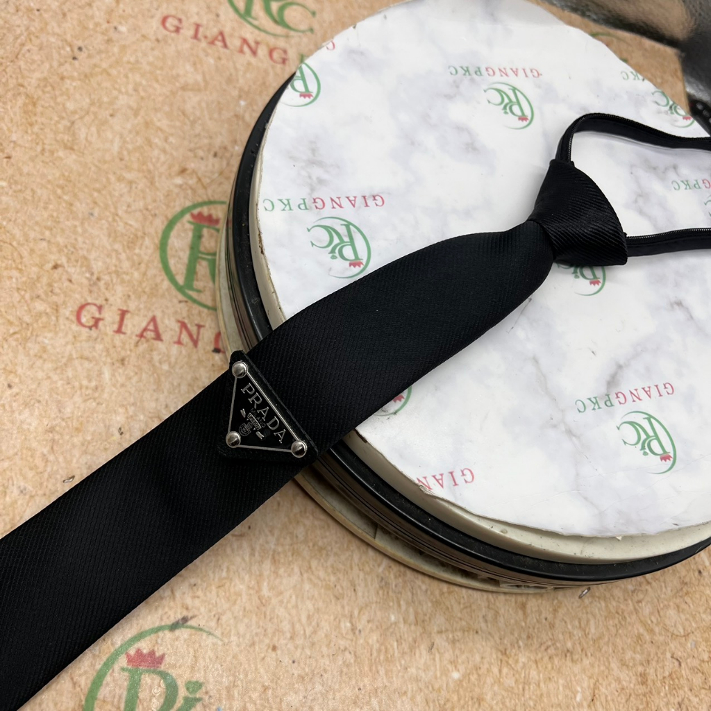 Cà vạt nam thắt sẵn dây kéo 5cm phi bóng tem quảng châu hàng Việt Nam Giangpkc