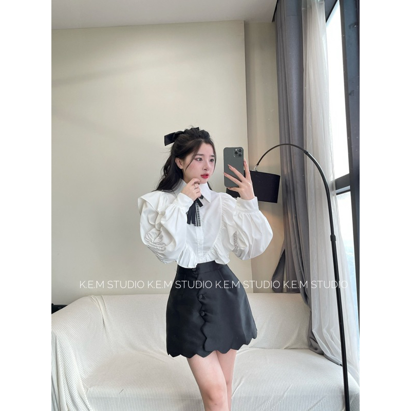 Áo sơ mi bèo tay dài phối chân váy tafta  tặng kèm nơ /Shyncloset