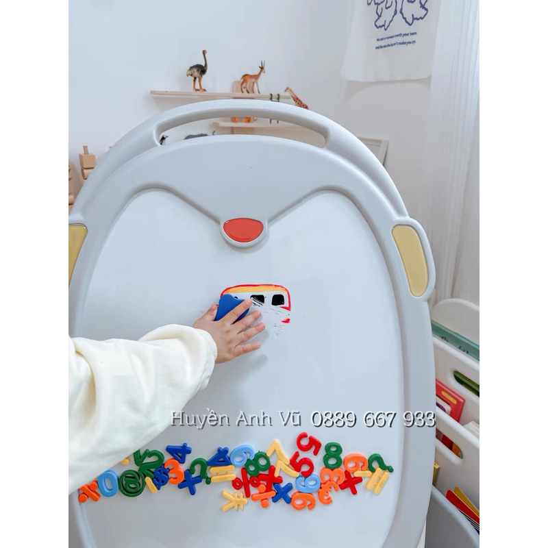 Bộ bảng vẽ chim cánh cụt holla hola cho bé