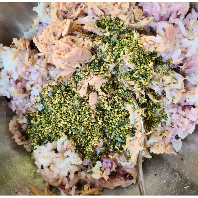 Lá kim vụn mix vừng