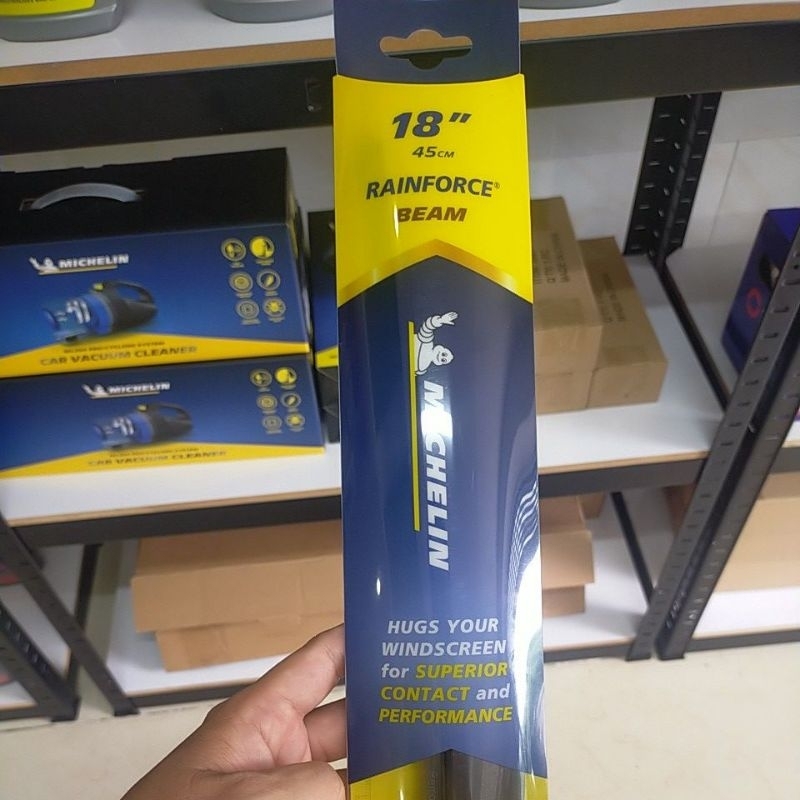 Thanh gạt mưa Michelin® rainforce Beam, lưỡi gạt dẻo không xương hàng cao cấp chính hãng w4913