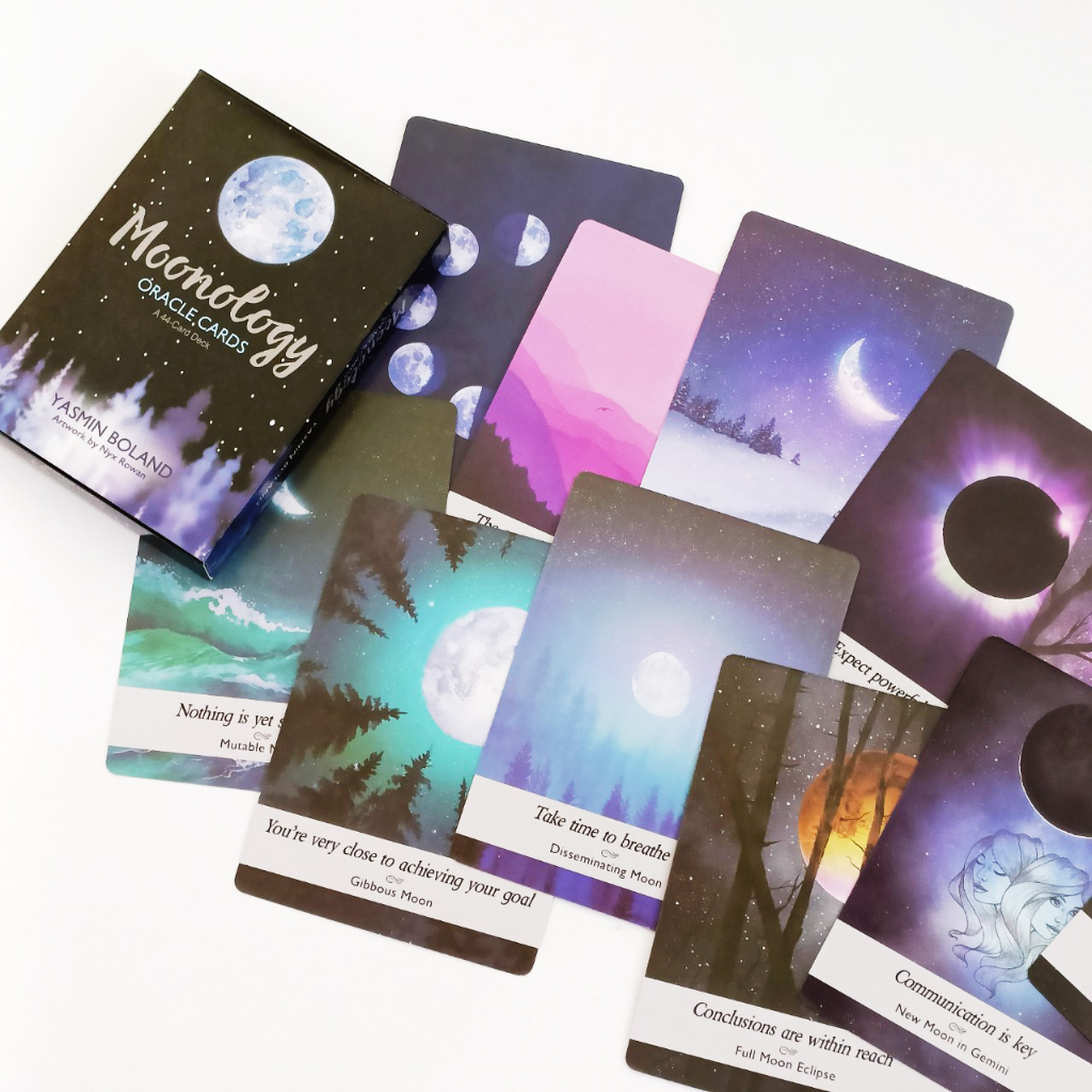 Bộ bài Moonology Oracle Cards: A 44-Card Deck