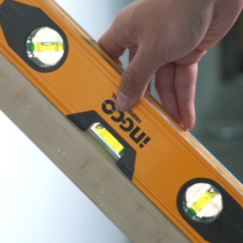 INGCO Thước thủy HSL18030