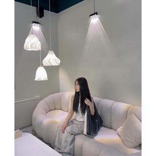  Túi xách size lớn cá tính đen trằng 