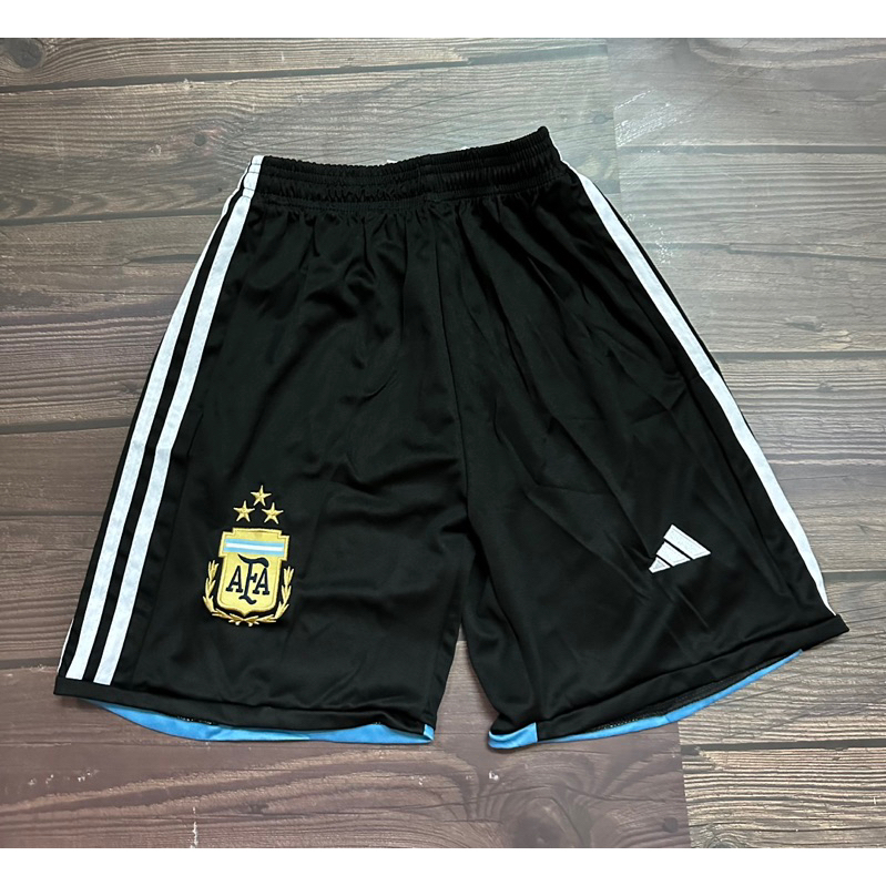 Quần đùi bóng đá ĐT Argentina 3 sao màu đen đủ size S M L XL XXL hàng thái đẹp