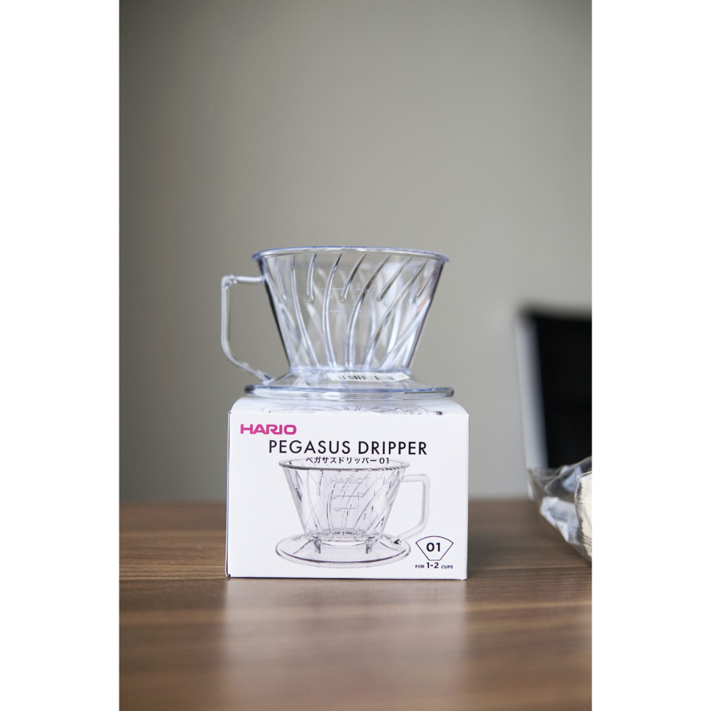 Phễu pha cà phê Hario Pegasus Dripper V60 - 01