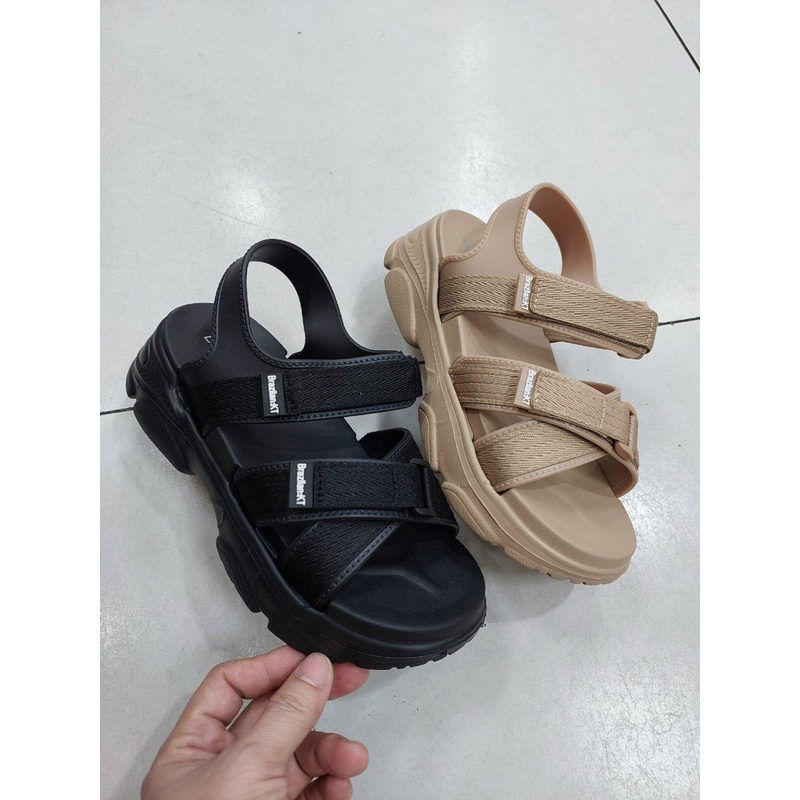 Sandal nữ nâng đế, Hàng thời trang quai chéo siêu xinh MSP: 9968