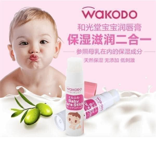 Son Dưỡng Môi Wakodo Cho Bé Từ Sơ Sinh Nhật Bản