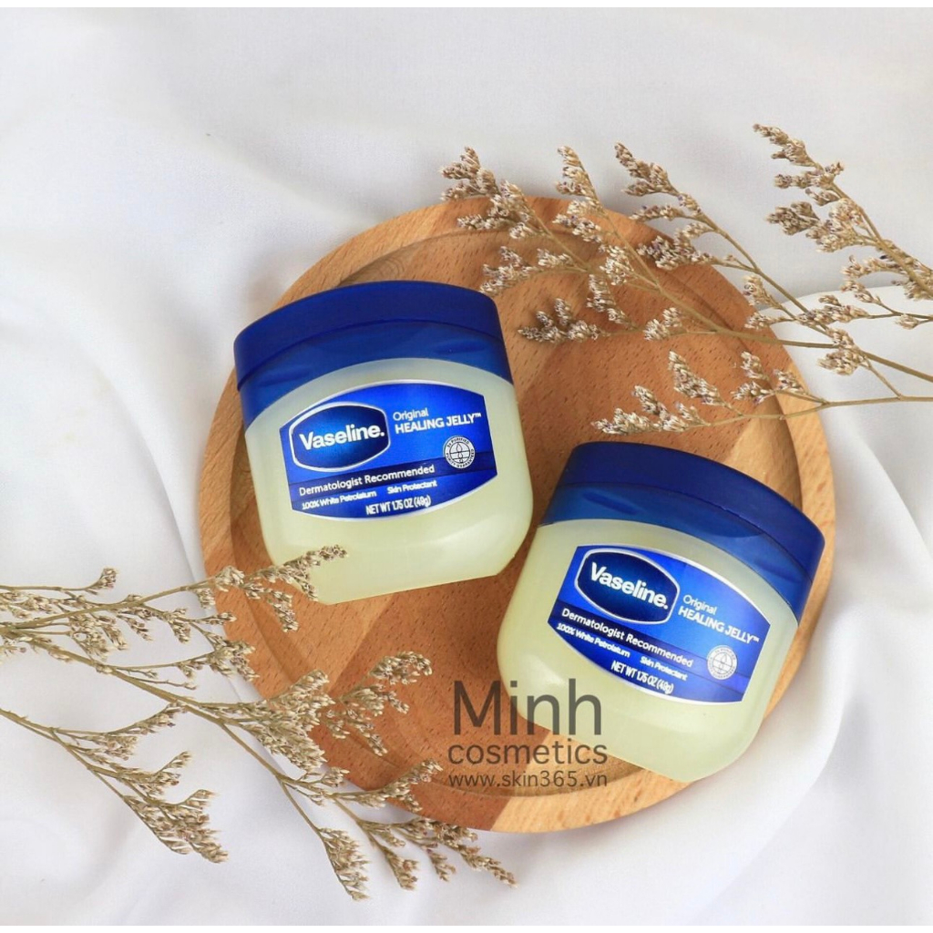 USA Sáp Son Dưỡng Môi Vaseline Mang Lại Làn Môi Mềm Mọng Ngay Lần Đầu Sử Dụng 7g