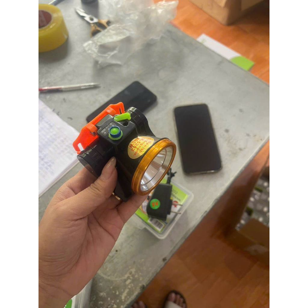 Đèn Lặn Đội Đầu Chống Nước Công Suất 100w Pin Trâu Siêu Sáng Chiếu Xa 3 Chế Độ Sáng