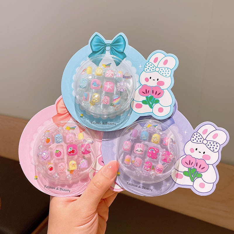 Set 12 Móng Tay Giả Kèm Vòng Tay Cho bé gái