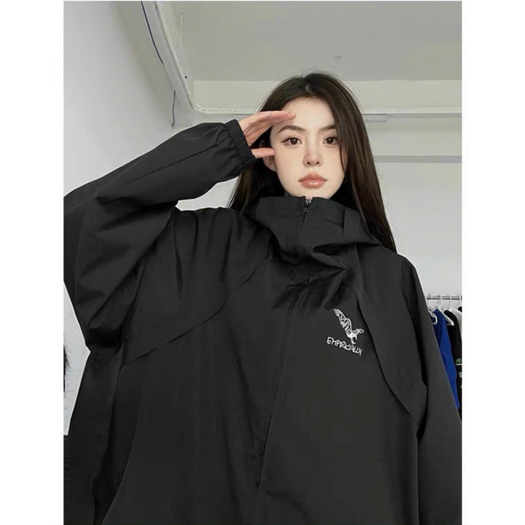 Áo khoác dù Nam Nữ có nón cổ cao form bigsize logo thêu hình đại bàng phong cách thời trang Cá Tính UTS