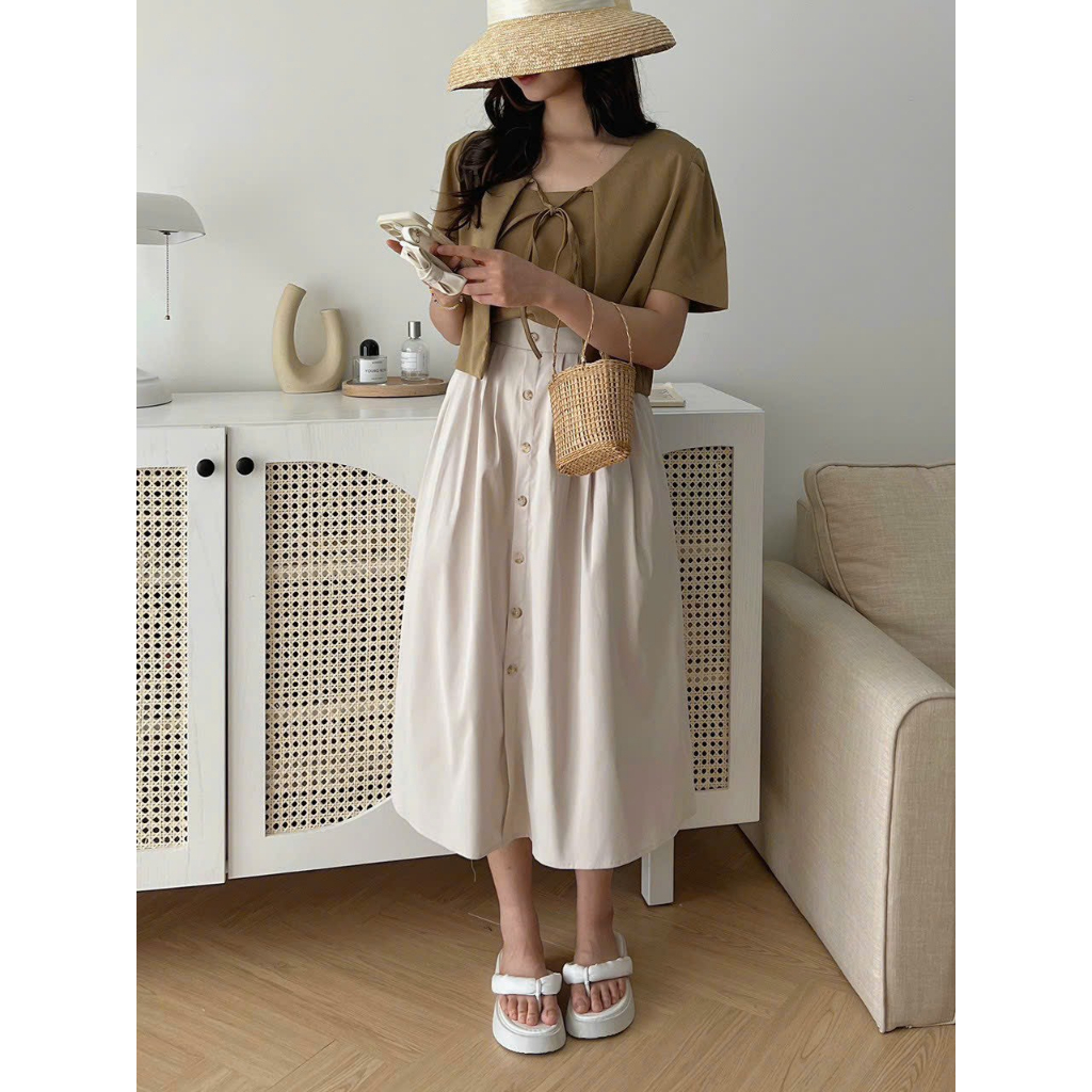 Chân Váy Kaki Thô Dài Phối Cúc Nhẹ Nhàng Nữ Tính Phong Cách Hàn QUốc