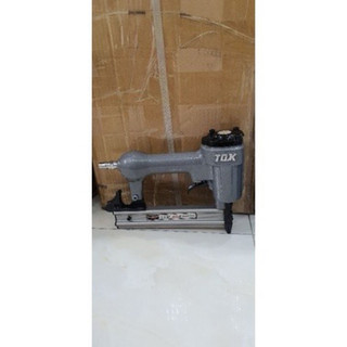 Súng bắn đinh tok f30