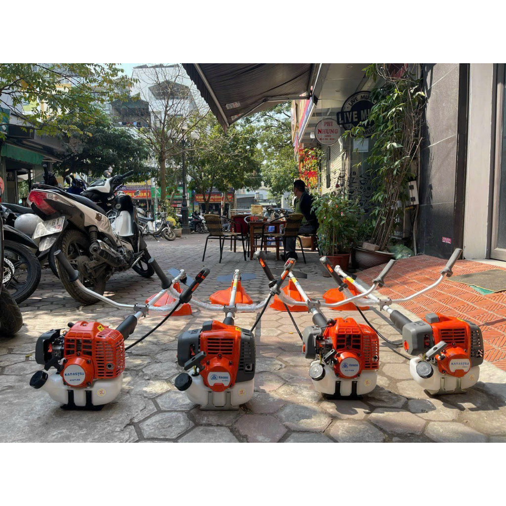 Máy cắt cỏ xăng 2 kỳ KAMATSU 541 siêu chất ,đẳng cấp tầm giá