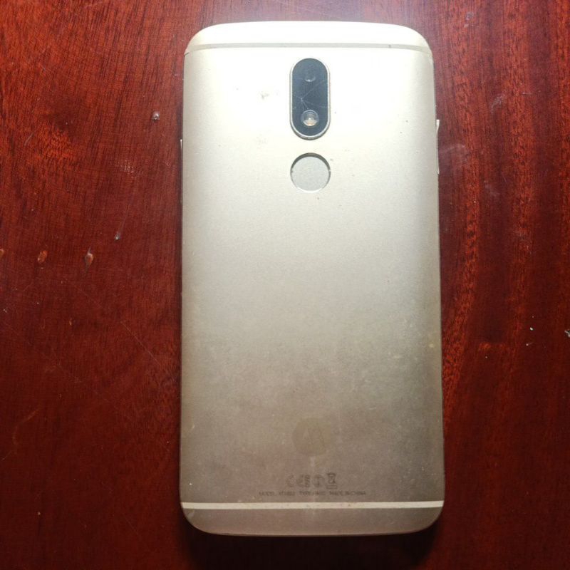 Xác điện thoại motorola M