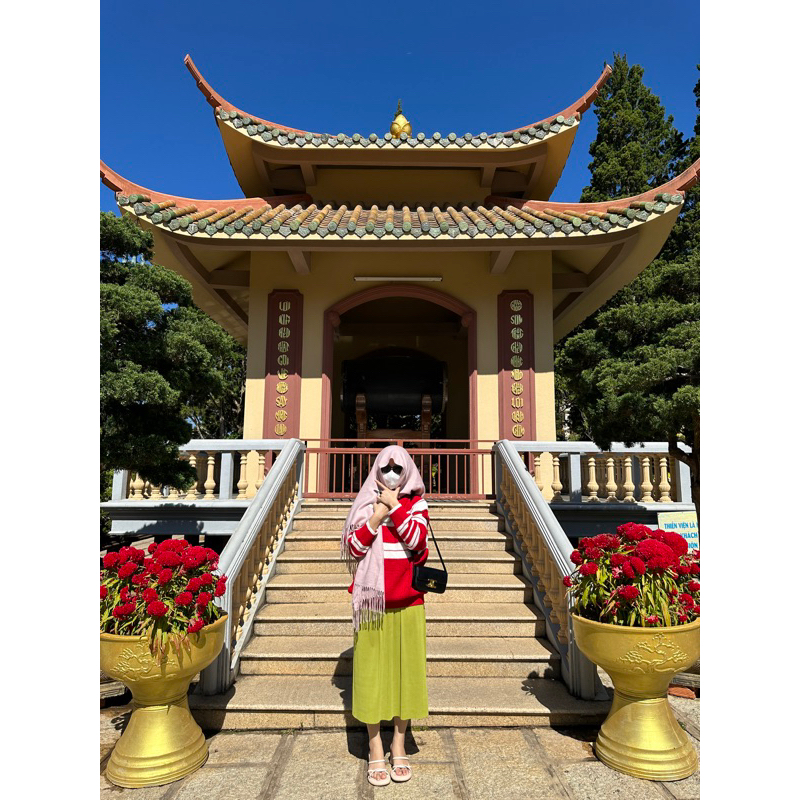 Áo len tay dài cổ cao