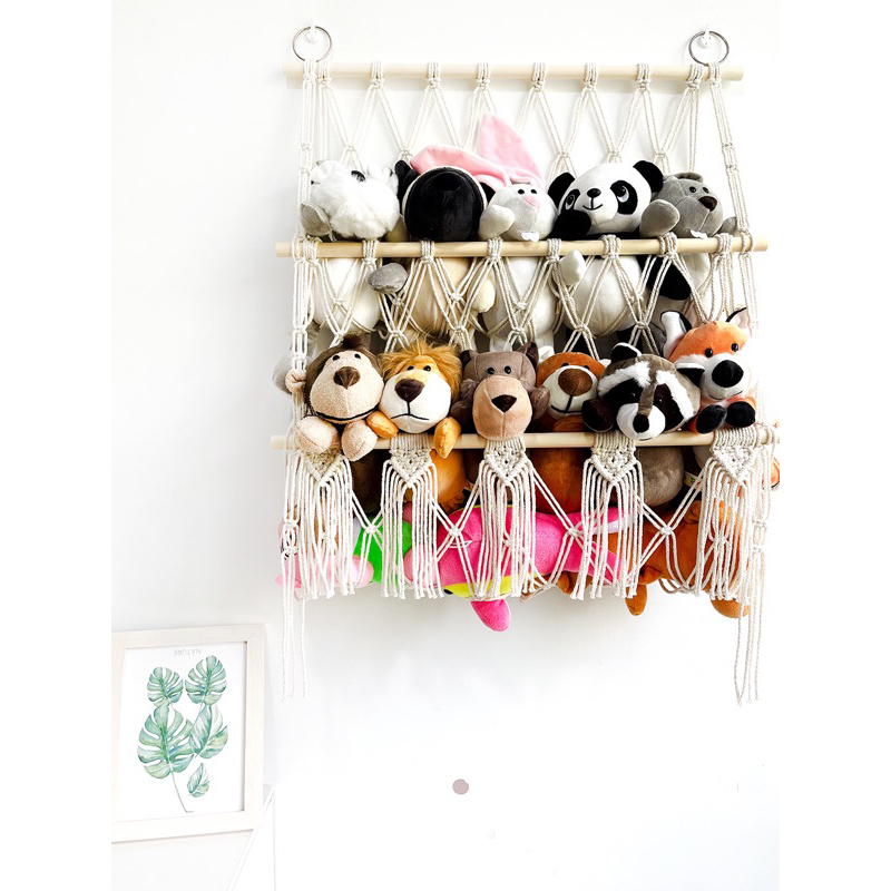 Giỏ treo thú bông xinh xắn thắt macrame